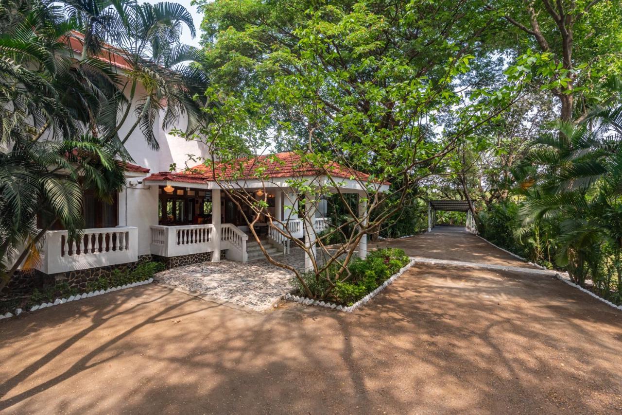 Saffronstays Chikoo Wadi- 3Bdr Pet-Friendly Villa With Pool In Boisar المظهر الخارجي الصورة